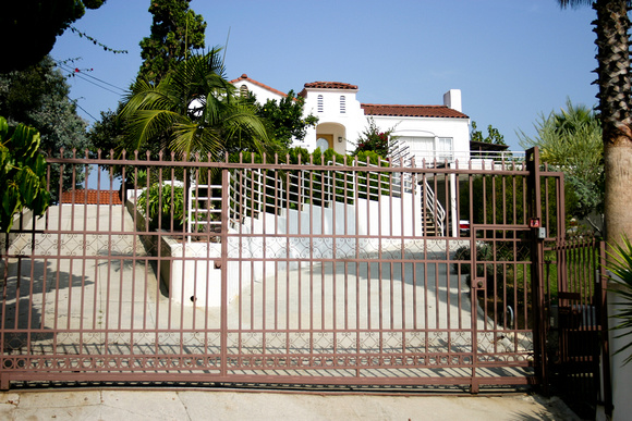 Former LaBianca house